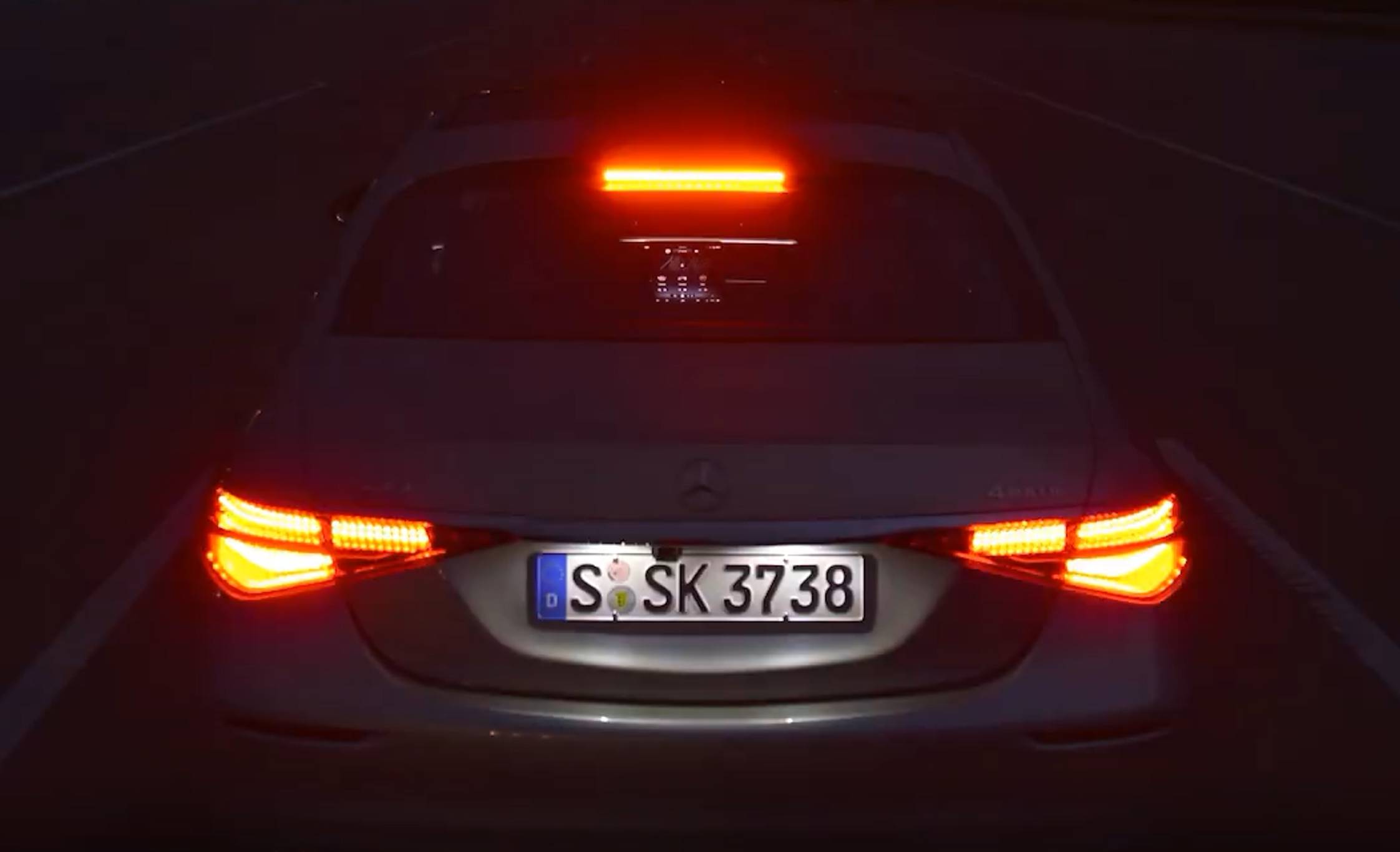 2021_Mercedes-Benz_S-Class_Lights