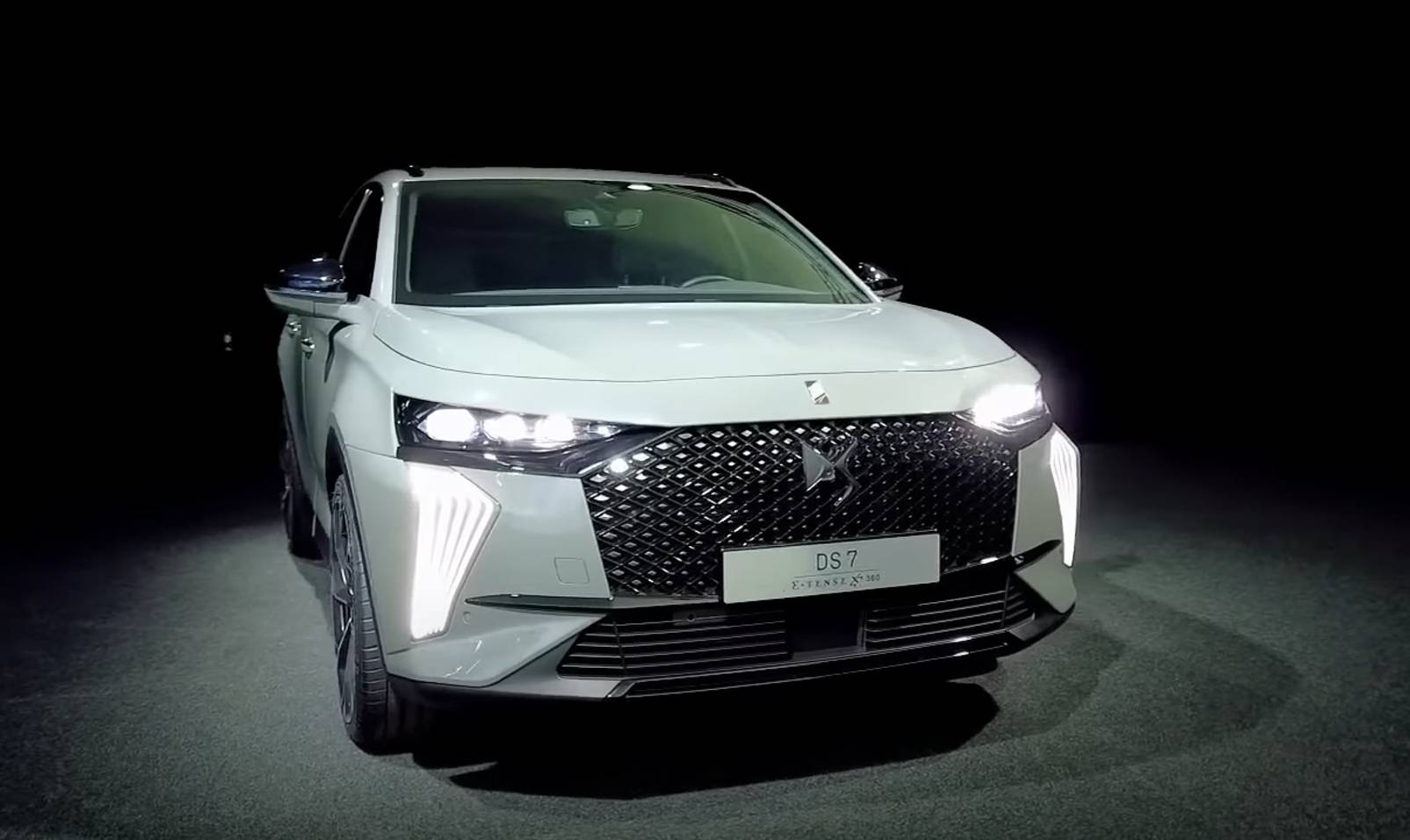 New 2023 DS 7 SUV Facelift