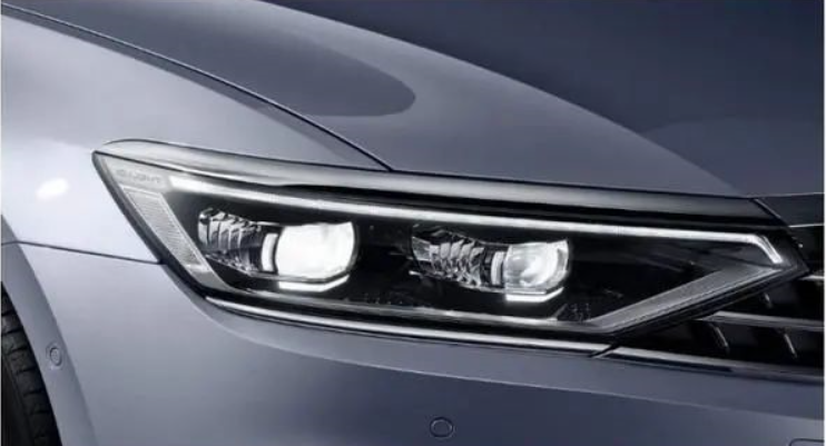 汽车车灯行业研究报告：车灯智能化升级，贯穿灯、氛围灯率先突破 