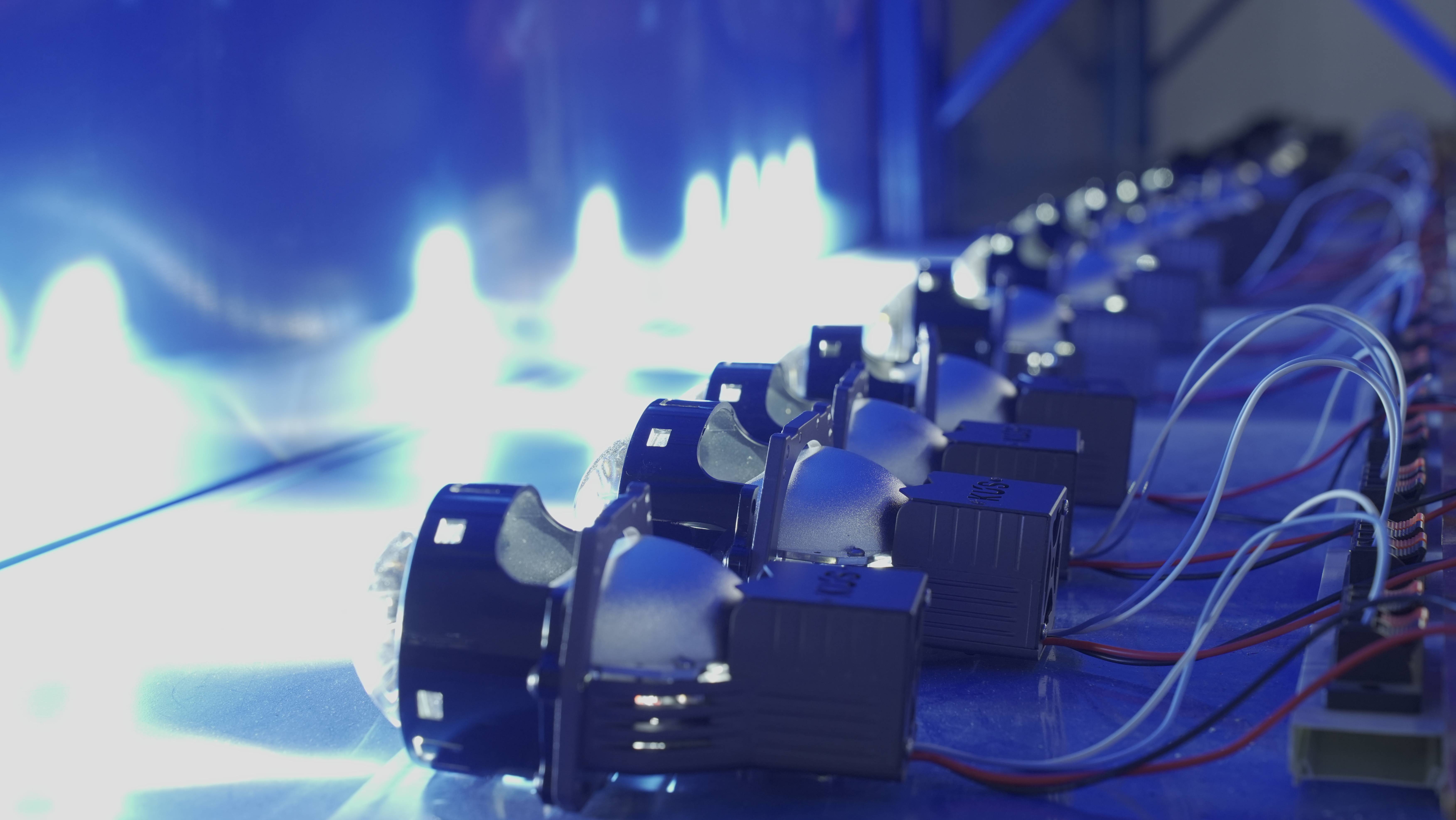 怎么选靠谱的车灯双光透镜？