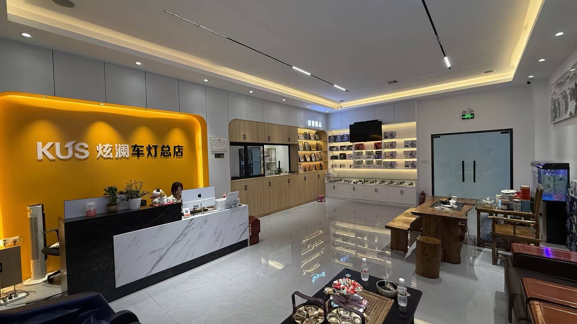 车灯灯升级怎么选择合适的配置？如何找专业的改灯门店