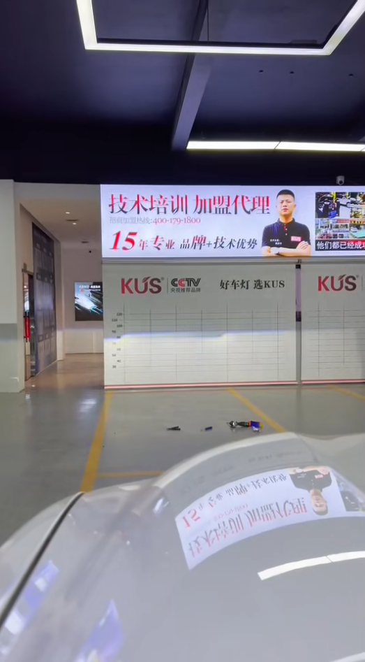 城市灯光够用？上了高速才知道，原厂灯和升级灯的差距有多大！