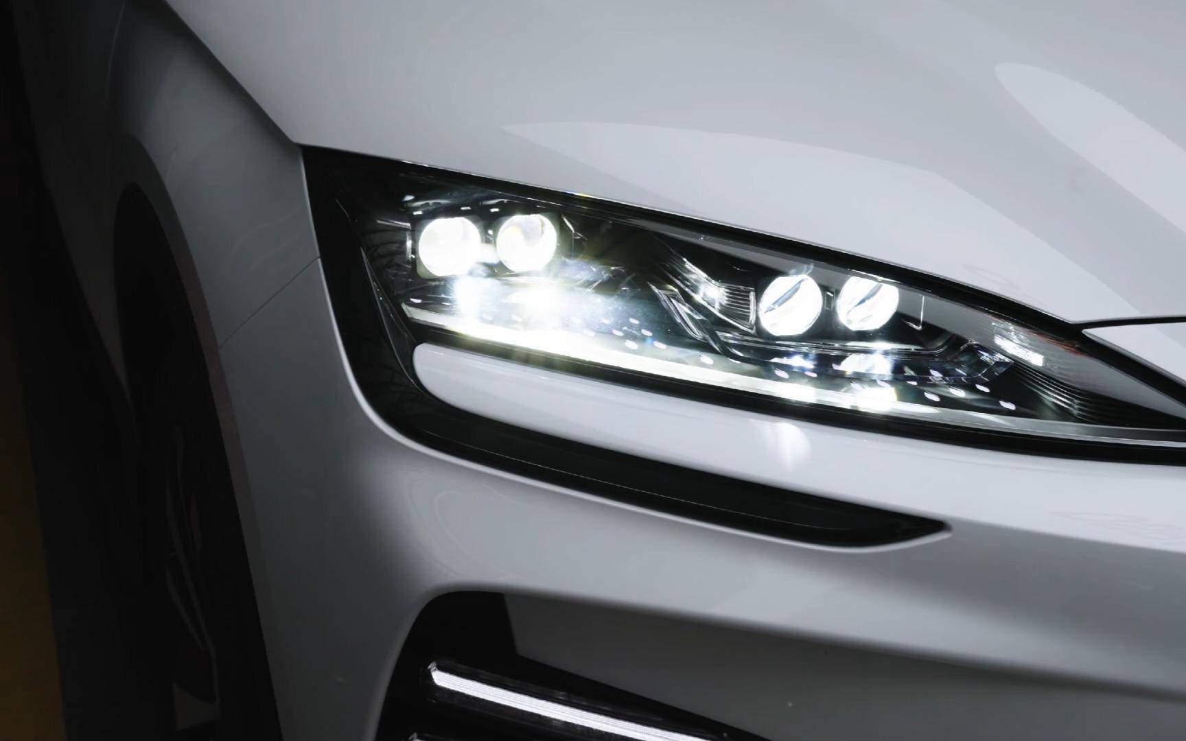 防水车灯双光透镜哪款好？